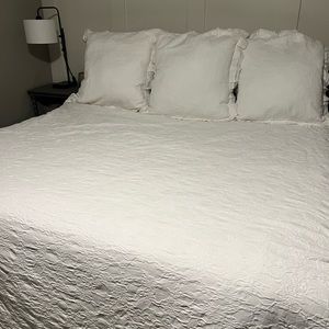 DOCOFIL King Matelasse Coverlet + 4 Euro Shams Made in Portugal New